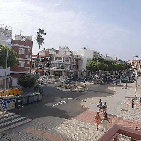 El Apartamento De Matita - Free Parking And 1' Beach Apartment